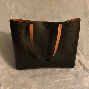 Black tote bag